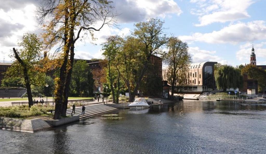 Przystan Bydgoszcz Acomodação com café da manhã Exterior foto